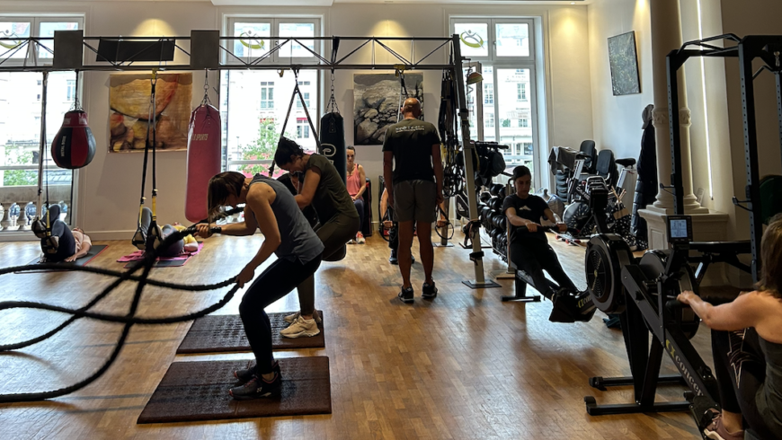 TEAM TRAINING